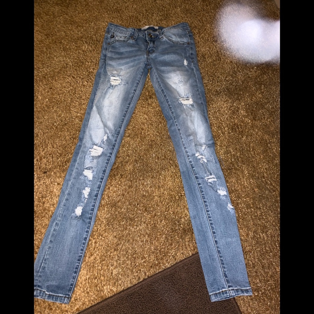 KanCan jeans from buckle ✨